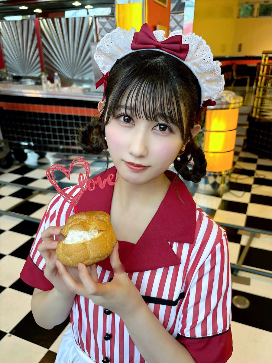 仲直りシュークリーム 』 MVが公開されました🍒🤍 髪型とっても