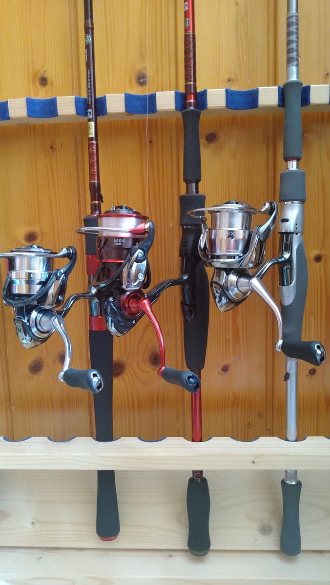RealfishingSpir's tweet photo. 🎣リアルさんのメモリアルナンバー

　　赤別誂さん✕18イグジスト
　　　　震斬77✕17イージス
　　白震斬八伍✕22イグジスト https://t.co/704XcOiR2m