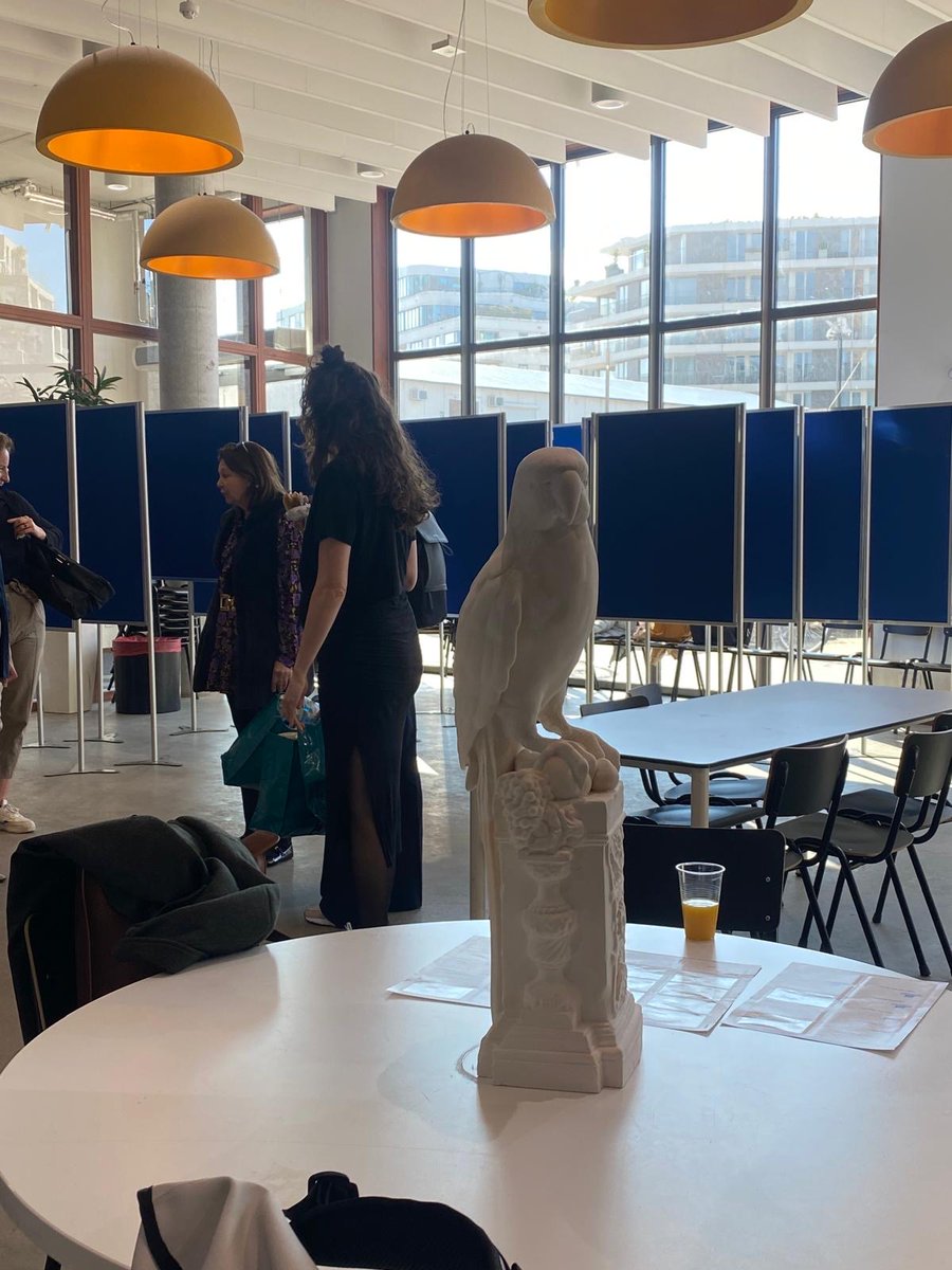 Presentatiewanden die indruk maken! Bekijk ons assortiment en geef je presentatie de uitstraling die het verdient.

#Presentatie #Presentatiestand #Werkplek #Hogevloer #Beursinrichting #Tentoonstelling #Beursvloer #Expositie