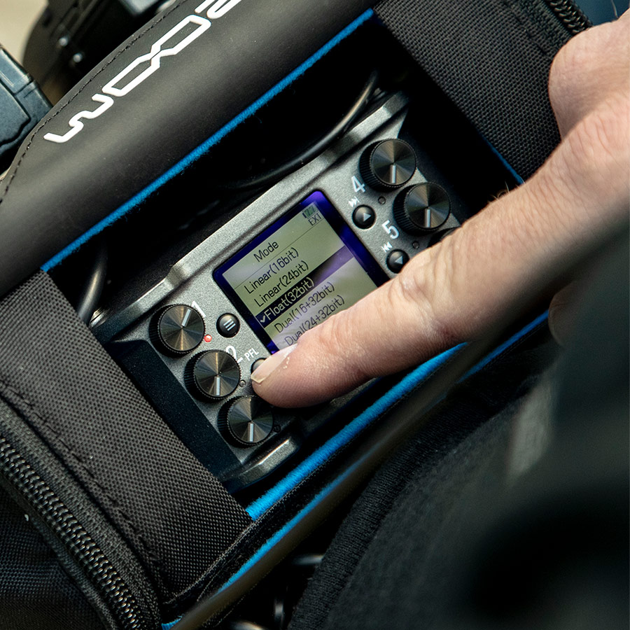 ZoomSoundLab's tweet image. ⚡ Capture the calm and the storm with the Zoom F6!

#zoomsoundlab #fieldrecording #filmmaker