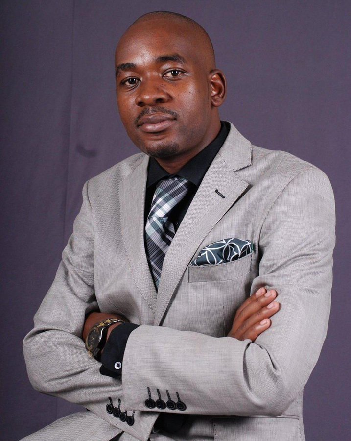 sparks9799's tweet image. Politically ndiye ega anogona kuvhura HOMBE
Vane nharo sudurukai

Let's GROW our accounts as we support him💙
Drop your handles and we follow you 🌟💯 
Follow back 🔙 everyone who follows you 💫💯