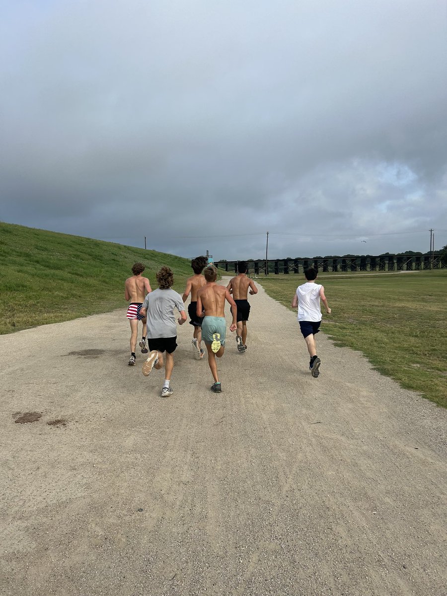 Packed up progression runs. This groups work ethic is a clear representation of their team goals. #goEagles