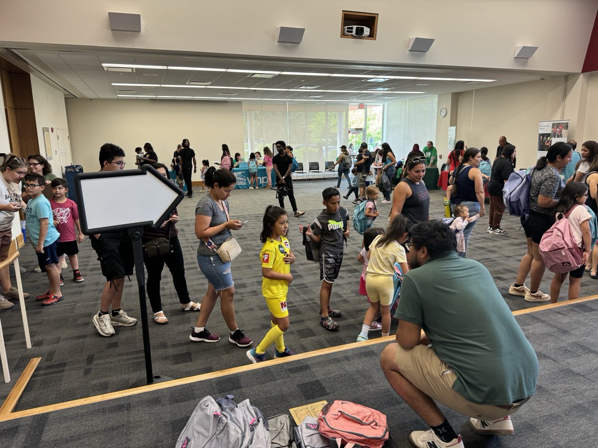 Warren-Newport Public Library tweet media