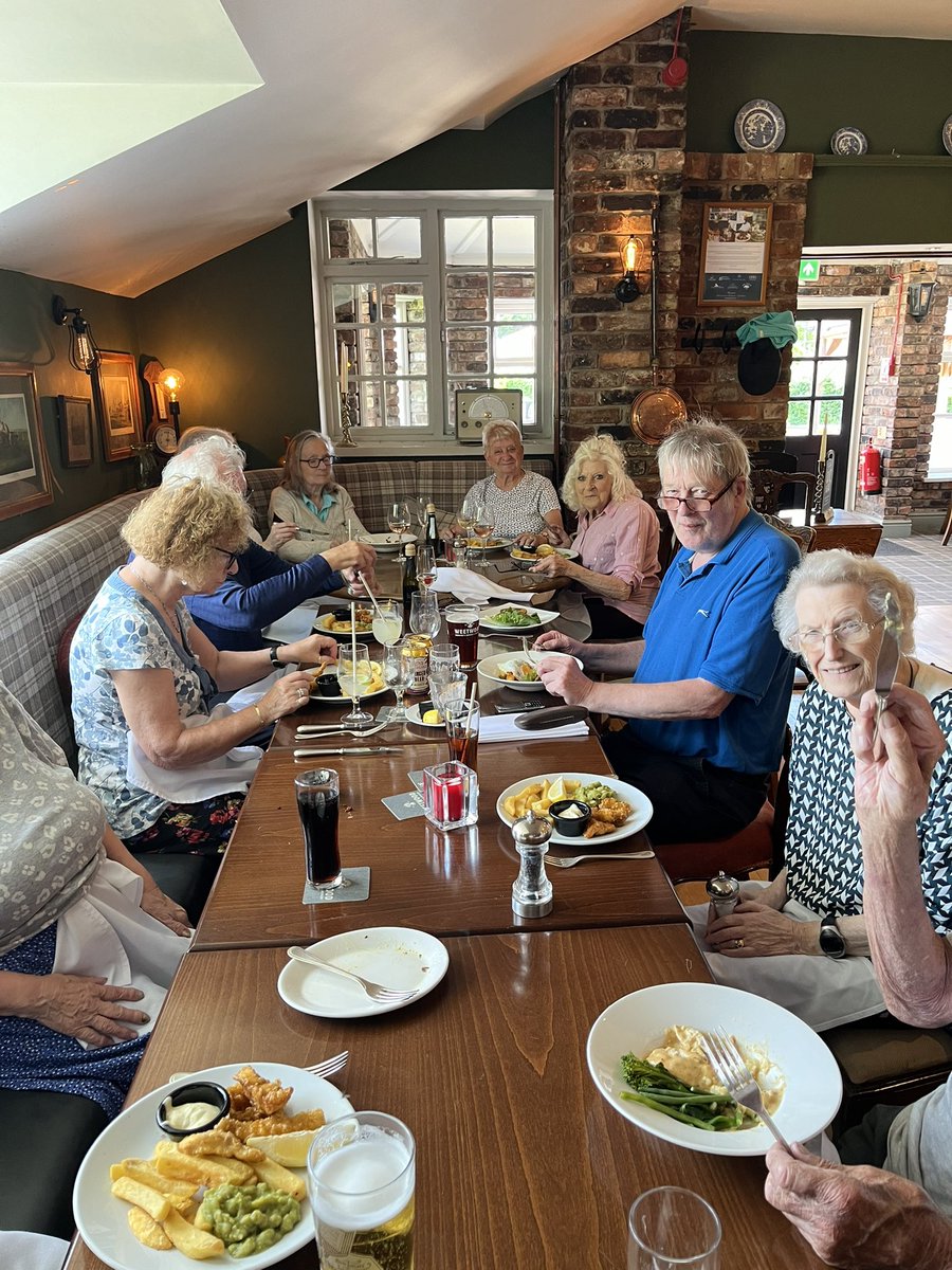 Lorna Clare tweet media