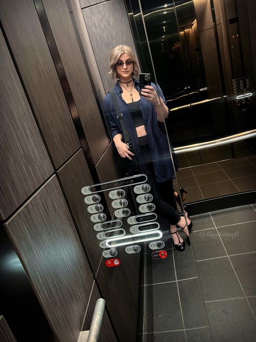 Looking very Mob Wife here... Just don't tell anyone I was never originally meant to be a wife ? https://t
