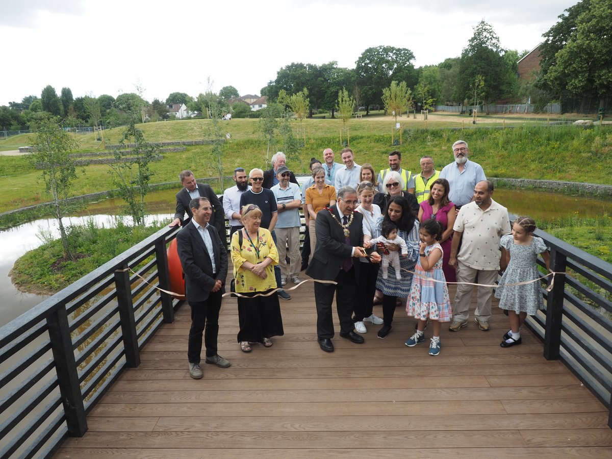 Barnet Council tweet media