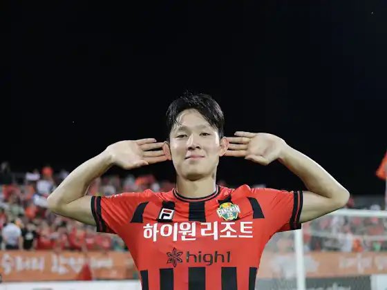 Min-Hyuk Yang, the Son successor – 2024 Stats, via <a href="/FotMob/">FotMob</a>.

Non-penalty xG – 0.23
Successful dribbles – 1.07
Touches in opposition box – 3.71
Expected assists (xA) – 0.06

7 Goals
2 Assists
24 Starts

⭐️⭐️⭐️⭐️⭐️