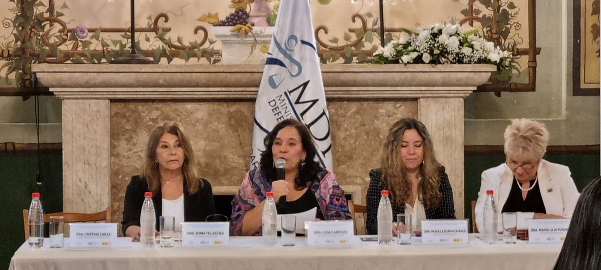 Participación el día de hoy de la Asociación de Magistradas Judiciales de la República del Paraguay - AMJRP, por intermedio de la vicepresidente mag. Olga Ruiz Gonzalez al acto de apertura del "Encuentro Nacional de Mediadoras y Mediadores del Ministerio de la Defensa Pública".