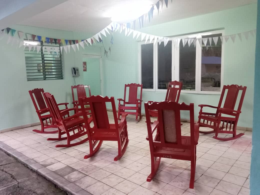 Vistiendo sus mejores galas así celebramos la reapertura de nuestro Hogar Materno en Yara este 26 de julio.
#DPSGranma
#PorGranmaLoMejor 
#LaHistoriaPorAsalto