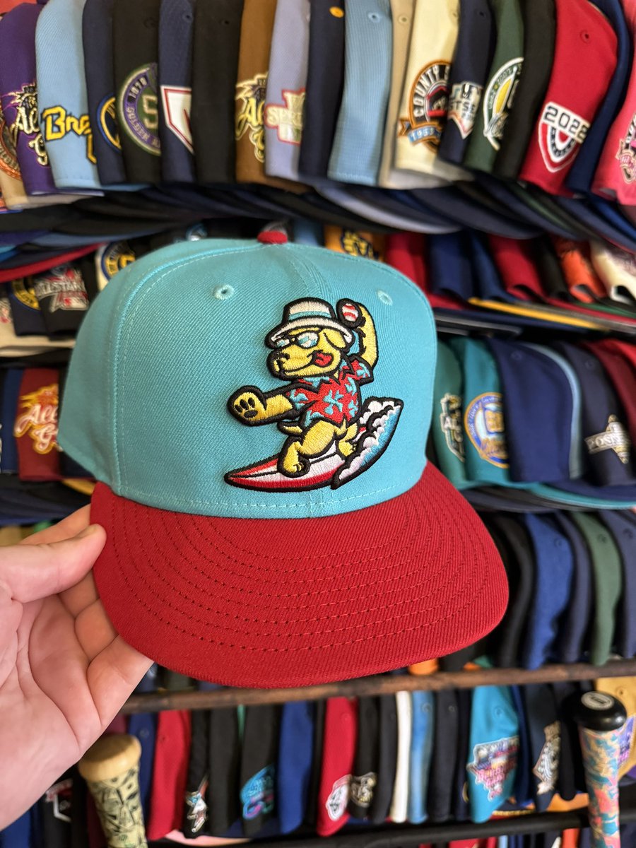 Carson’s Caps tweet media