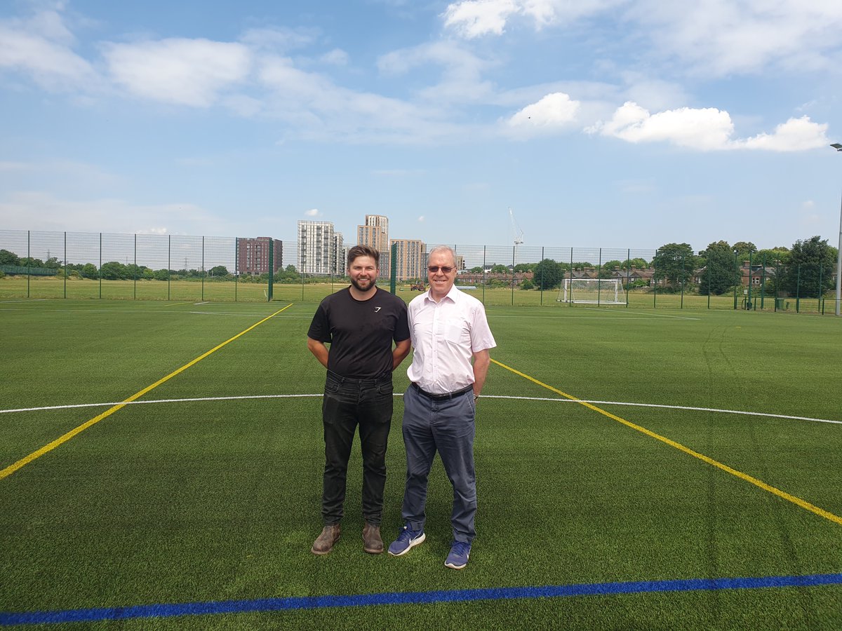 TheLPFF's tweet image. Our 3G pitch refurbishment at Douglas Eyre Sports Centre is complete and it looks incredible! 🤩⚽ Pleased to welcome back our clubs &amp;amp; teams with a full week of training on the new pitch. Huge thanks to @SISPitches for their fantastic work! 🙌 
#NewPitch #TrainingTime #Grassroots