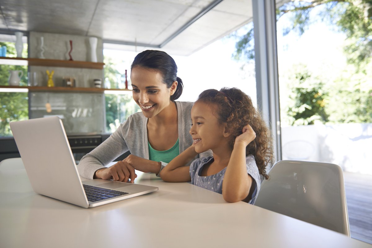 LeapfrogGroup's tweet image. Today is #SelfCareDay! Treat yourself to the sweetest self-care tip: prioritize safe #healthcare for you and your loved ones. Research hospitals and surgery centers to ensure you're getting the safest care possible. Visit hospitalsafetygrade.org to get started. #PtSafety