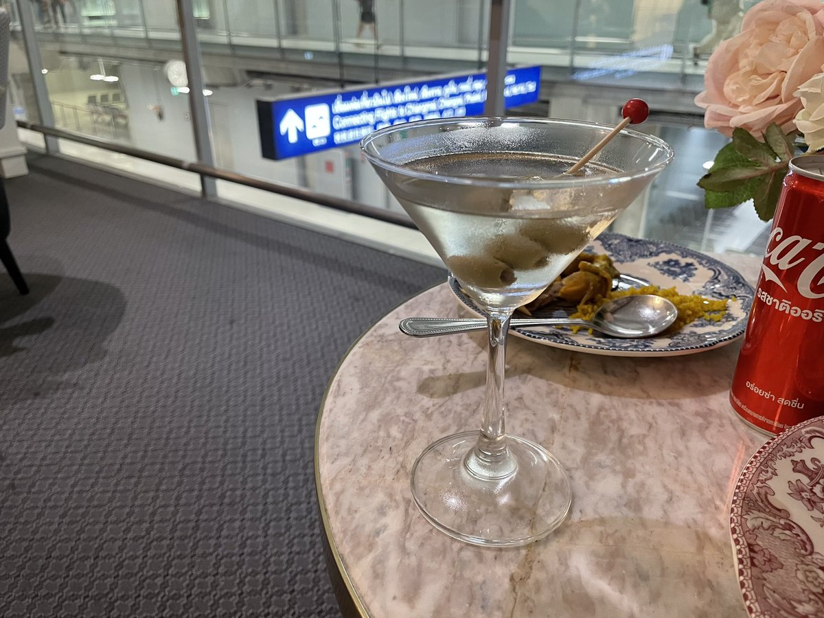 久々のラウンジ最高