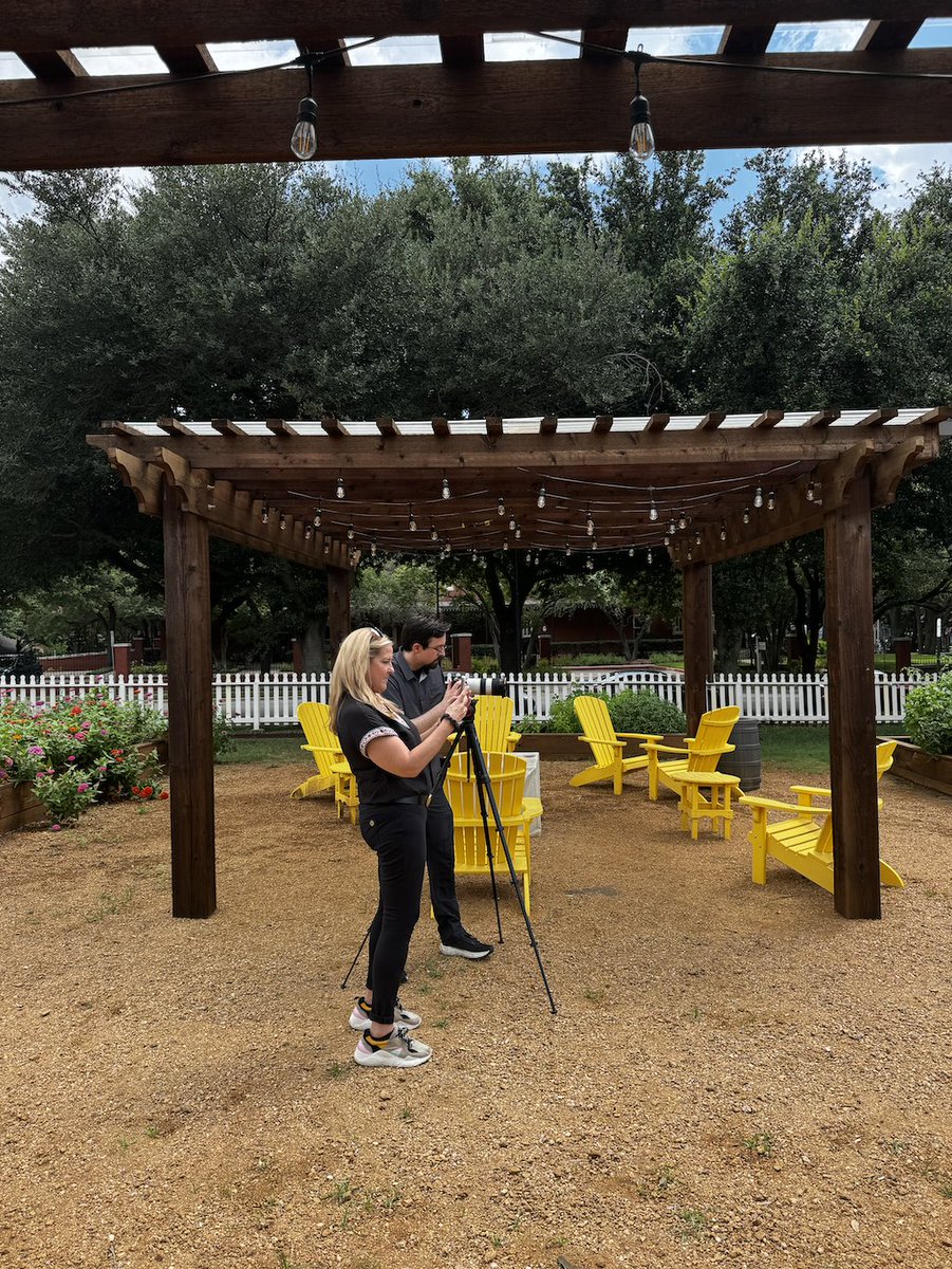 minervaco's tweet image. Video shoots allow us to capture the heart of our clients&apos; stories. Here&apos;s a snapshot from our latest one with @nfnlnews at #LibertyStreetGarden! 🎥

#MinervaClient #WorkInspired