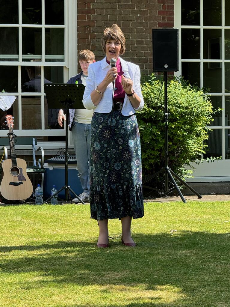 ChristianArtsCH's tweet image. What an Inspiration! Bishop Rachel hosting her 14th Garden Party this Summer!  We were one of many  charities and Glos groups she supports, all doing amazing work.  Many scones consumed in-between her many  roles.  Tireless energy...has to be from our Lord! 🔥🙏💛@bishopschaplain