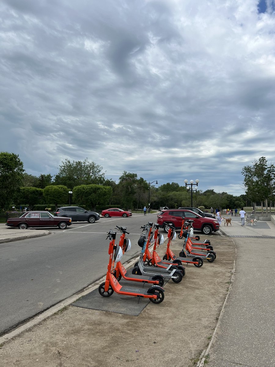 Le_Cookie_Chap's tweet photo. Saw these in front of the Saskatchewan Legislative Building. Such a cool concept. @cityofwinnipeg can we consider this for our city? #wpgpoli #mbpoli https://t.co/xhIldWhHwb