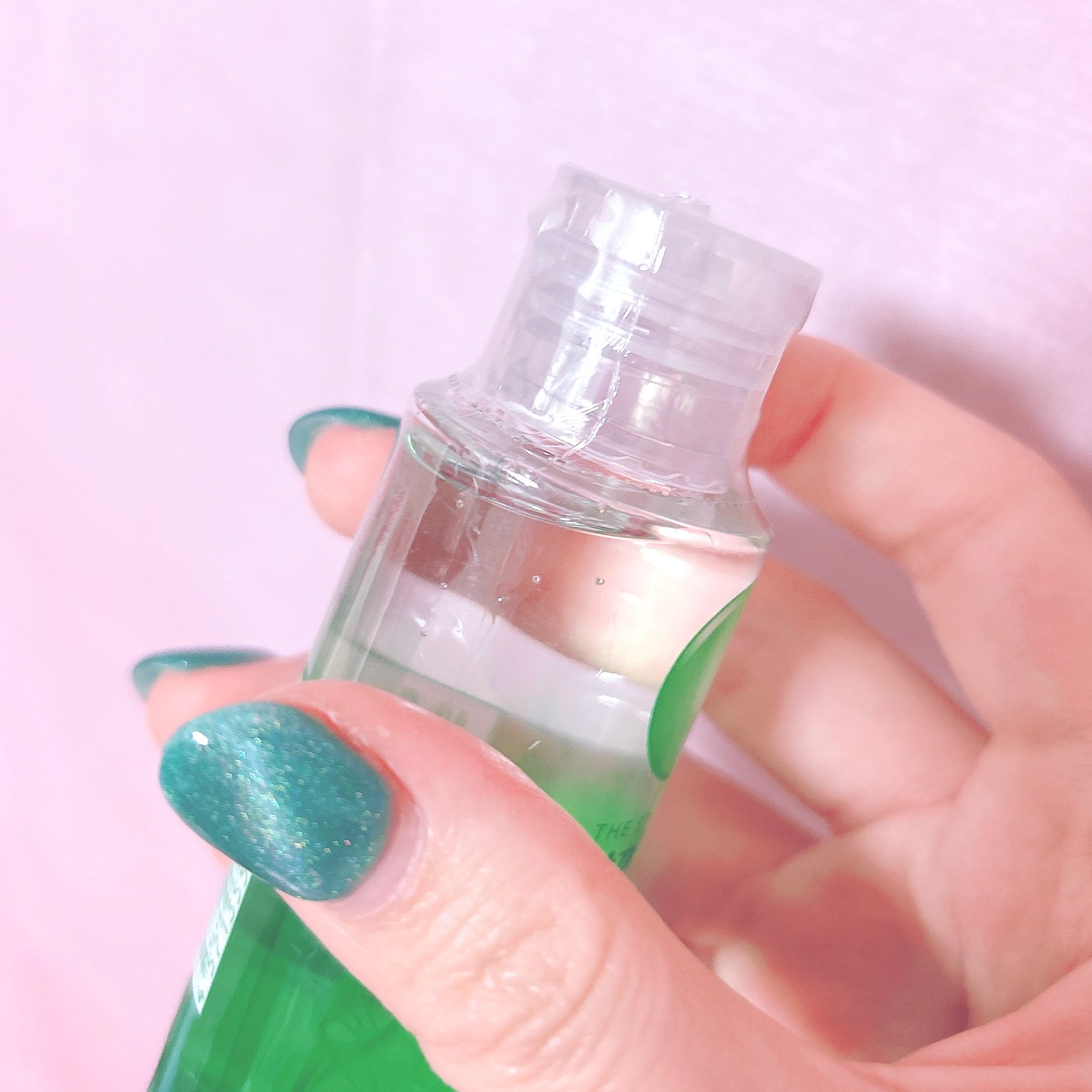 3 pic. ワールド工芸様の人気シリーズローション「超純 イランイランの香り」届きました☺️✨ 新品なのでもちろんシュリンク付きでしっかり密閉されております🫡✨ またシュリンクには開封用のミシン目や「OPEN」の印字などがあるので本物同様の再シュリンクを行うのは素人ではまず難しいかなと思います。 https://t.co/Z3VSV0JEPJ