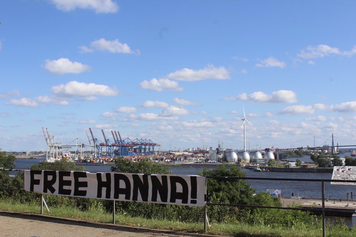 „KEINE AUSLIEFERUNGEN NACH UNGARN!“ #fcsp #freeallantifas #freemaja