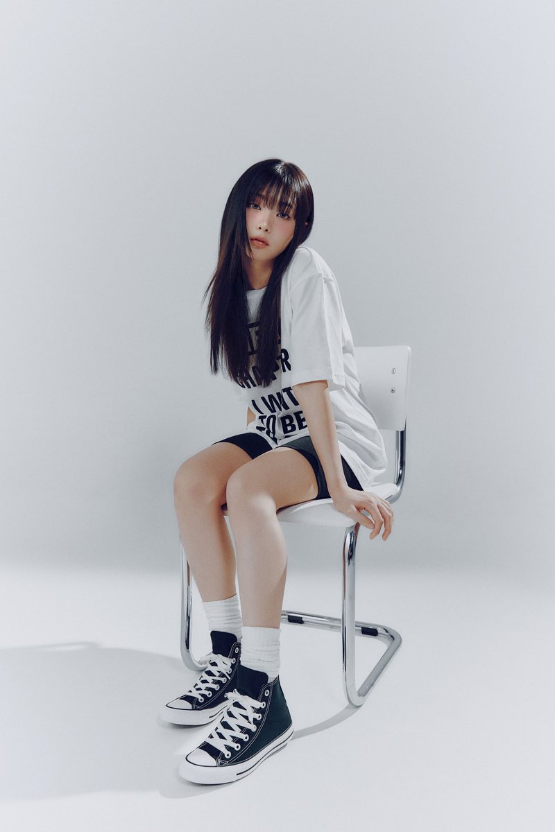 UNIS_offcl's tweet photo. UNIS 1st Single ‘CURIOUS’ 
Concept Photo Z ver. #2

#HYEONJU #진현주

M/V &amp; Album Release
➜ 2024.08.06 6PM [KST]

#UNIS #유니스
#UNI_Story
#CURIOUS https://t.co/MRrCgqitG0