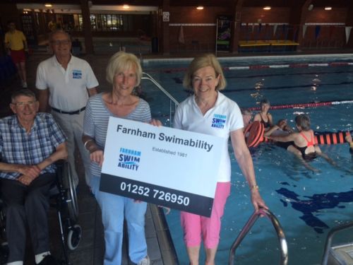 SupportSurrey's tweet image. Do you have a disability,  had a stroke or have arthritis, then swimming sessions with Farnham #Swimability club might help 🏊
⏰2 to 3pm on Weds
📍#Farnham Leisure Centre
📞01252 726950 
📧jenny@farnhamswimability.org.uk

More info below.

#InclusiveActivity #AccessibleActivity