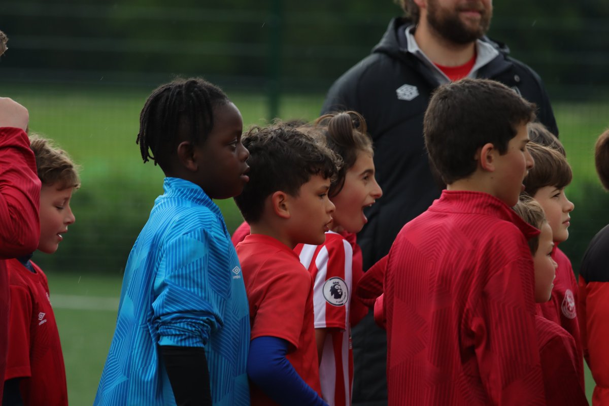 Brentford FC CST tweet media