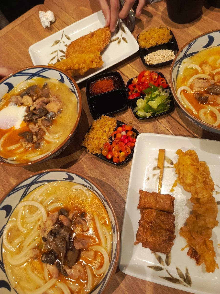 NoonaMilky's tweet photo. Agenda wajib tiap bulan : mam di Marugame https://t.co/dU7y6HPnbI