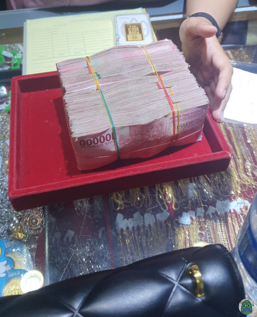 luthfihmd's tweet photo. @dhyllx Monggo sayangku https://t.co/Nt3lu6eJz3