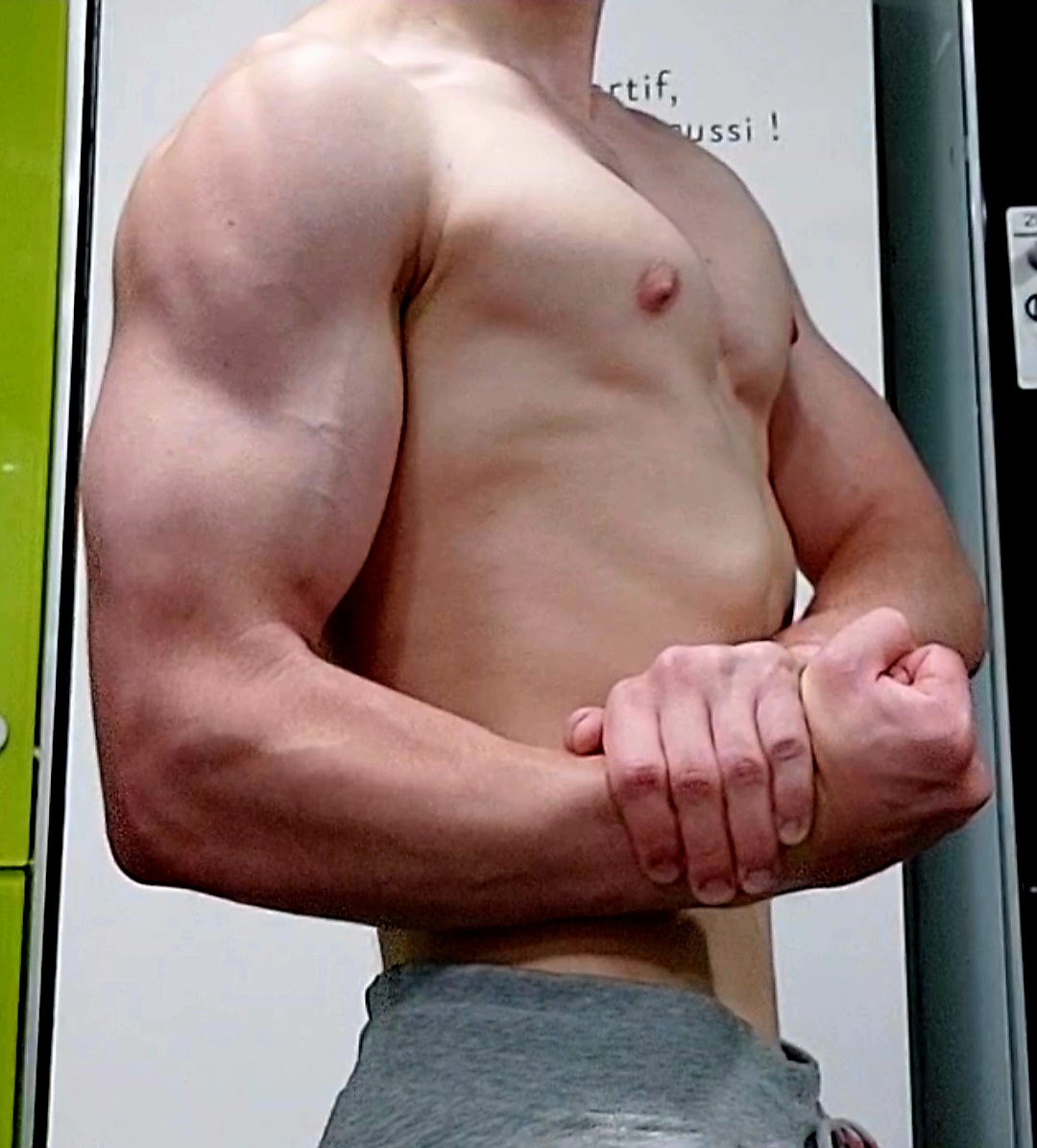 resolveeee's tweet image. update after a bit more than a year