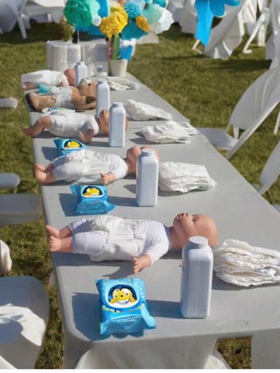 Partywowzy's tweet image. 🎉 Ready, set, change! 🍼 Who can beat the clock in this hilarious doll diaper challenge at the baby shower? It's all fun and games until someone gets a surprise! 😄👶 #DiaperDash diycuteness.com/baby-shower-ga…
