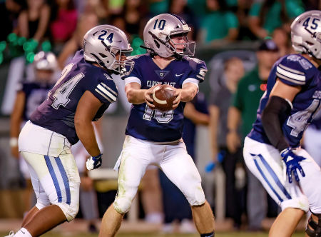 MitchBookLive's tweet photo. Top QBs in CIF Central Section

Literal Cali QB hotspot w/current NFL starters: Derek Carr (@bchssports), Jordan Love (@LHS_Patriots) and Josh Allen (@FirebaughEagles)

Today's QB stars include: @DeaganRose | @_DanielGomez10 | @TyusMiller | @Ca1ebMatthews

https://t.co/Vf4MGWxEGw https://t.co/vl5ACA0ABG
