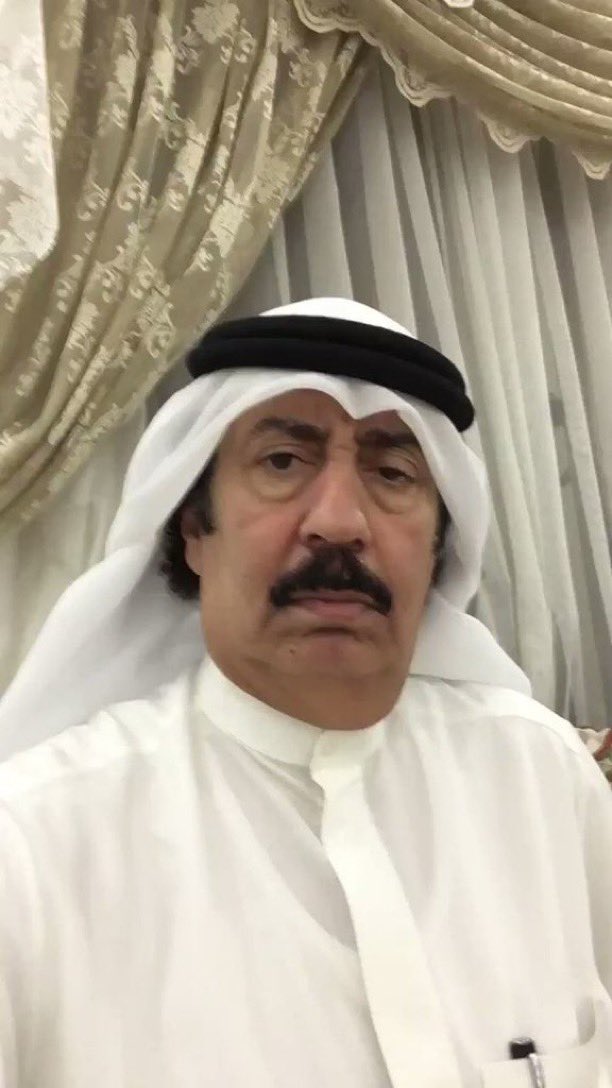 أستحلفكم بالله 
بعد أعتقال المواطن #محمد_الهاجري بسبب انتقاده لـ #فهد_اليوسف

هل أحد منا يدري وينه ؟

تدرون أن عياله بنفسهم
سألوا عنه بادارة المباحث الجنائيه
وقالولهم أنه بجهاز أمن الدولة ‼️

وليش بجهاز أمن الدولة ترى " وزير الداخلية " ذاته ماهي مصونه 🥲🥲

" وطن النهار "