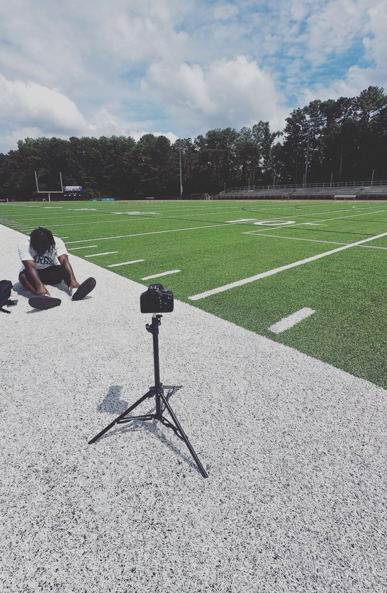 _15szn's tweet photo. We gone keep the main thing ,The Main thing ! #GoWarriors 💜🖤 https://t.co/MevYH5Et3c
