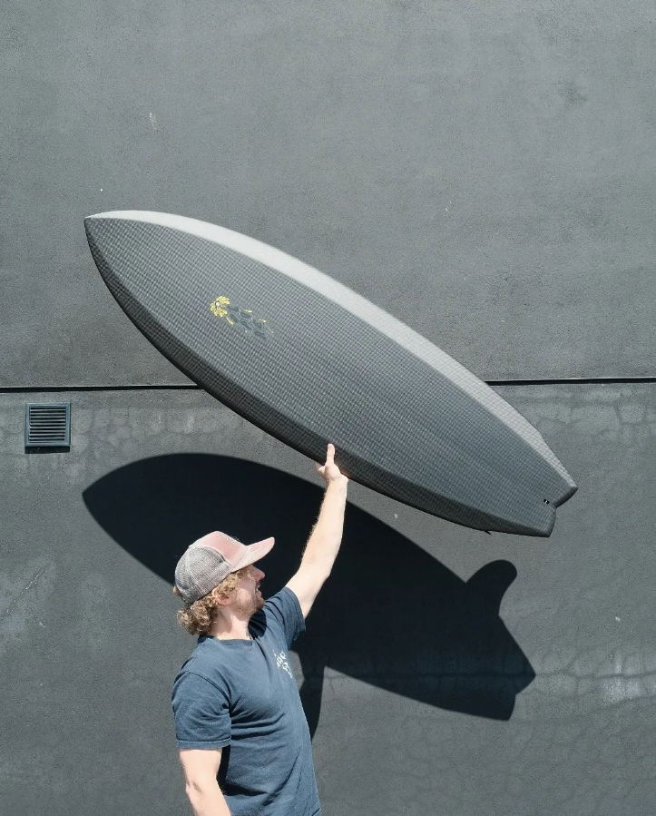 entropyresins's tweet image. Introducing CarboLite Construction! 💥 

It combines carbon fiber, Entropy Resins®, and a polyurethane core to create one of the strongest, lightest, &amp;amp; most durable boards about. 💪 

📸 Joe Harrison
        
#entropyresins #sustainablesurfing