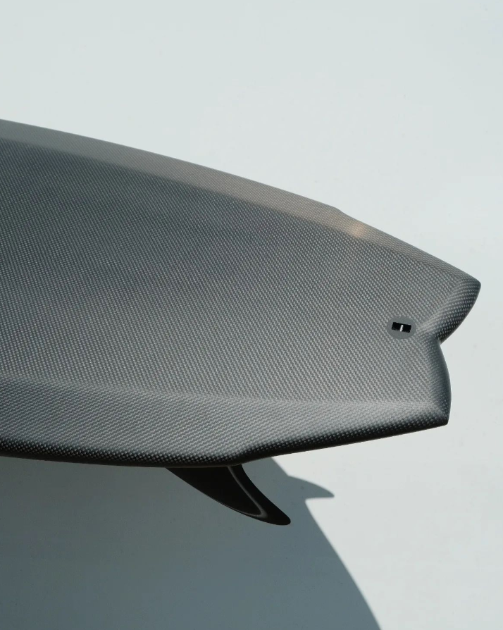 entropyresins's tweet image. Introducing CarboLite Construction! 💥 

It combines carbon fiber, Entropy Resins®, and a polyurethane core to create one of the strongest, lightest, &amp;amp; most durable boards about. 💪 

📸 Joe Harrison
        
#entropyresins #sustainablesurfing