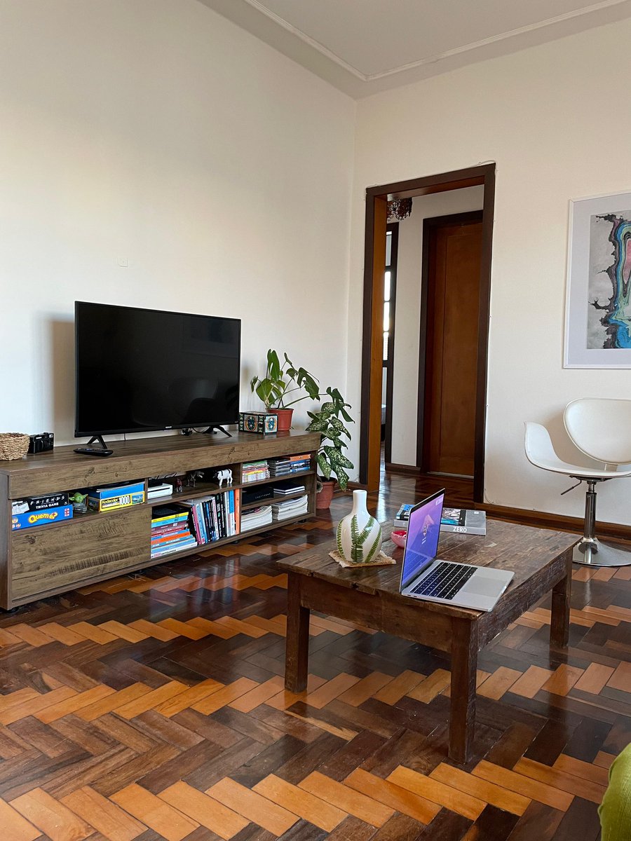 gb__tms's tweet photo. eu e @fdprit temos um quarto vago no nosso apê no Bom Fim: aluguel + luz + internet em torno de R$ 730,00 

chama aí pra mais infos!

RT eh bem vindo https://t.co/UGH4DXoMoa