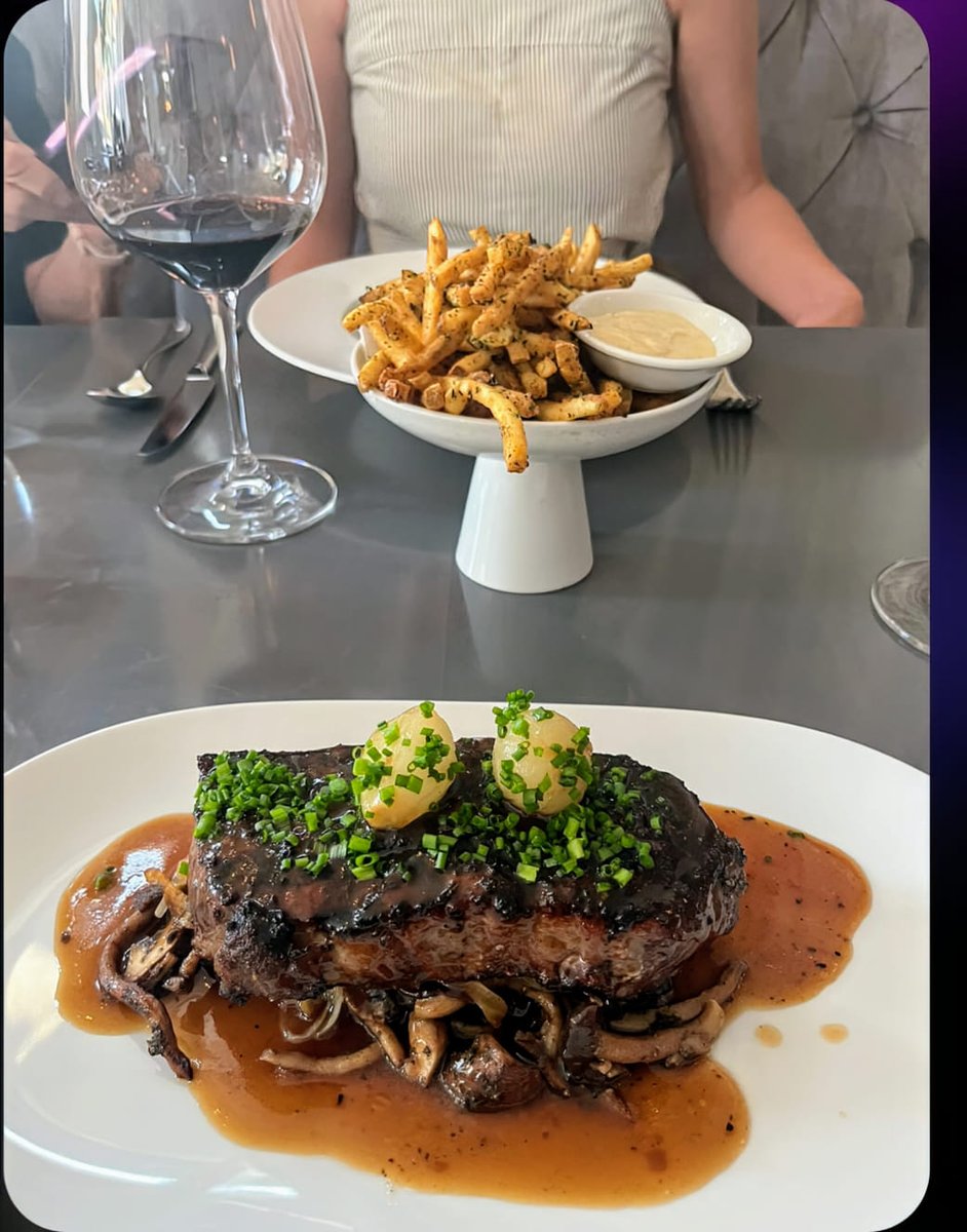 FranksKitchen's tweet image. PRIME Beef Striploin w mushrooms confit spring onions &amp;amp; rosemary frites is still under $60!! All the sides included.  And on that note, there's room tonight and Friday. Thursday is fully booked and Saturday is almost there. 
416-551-9731
fkrestauranttoronto.com
