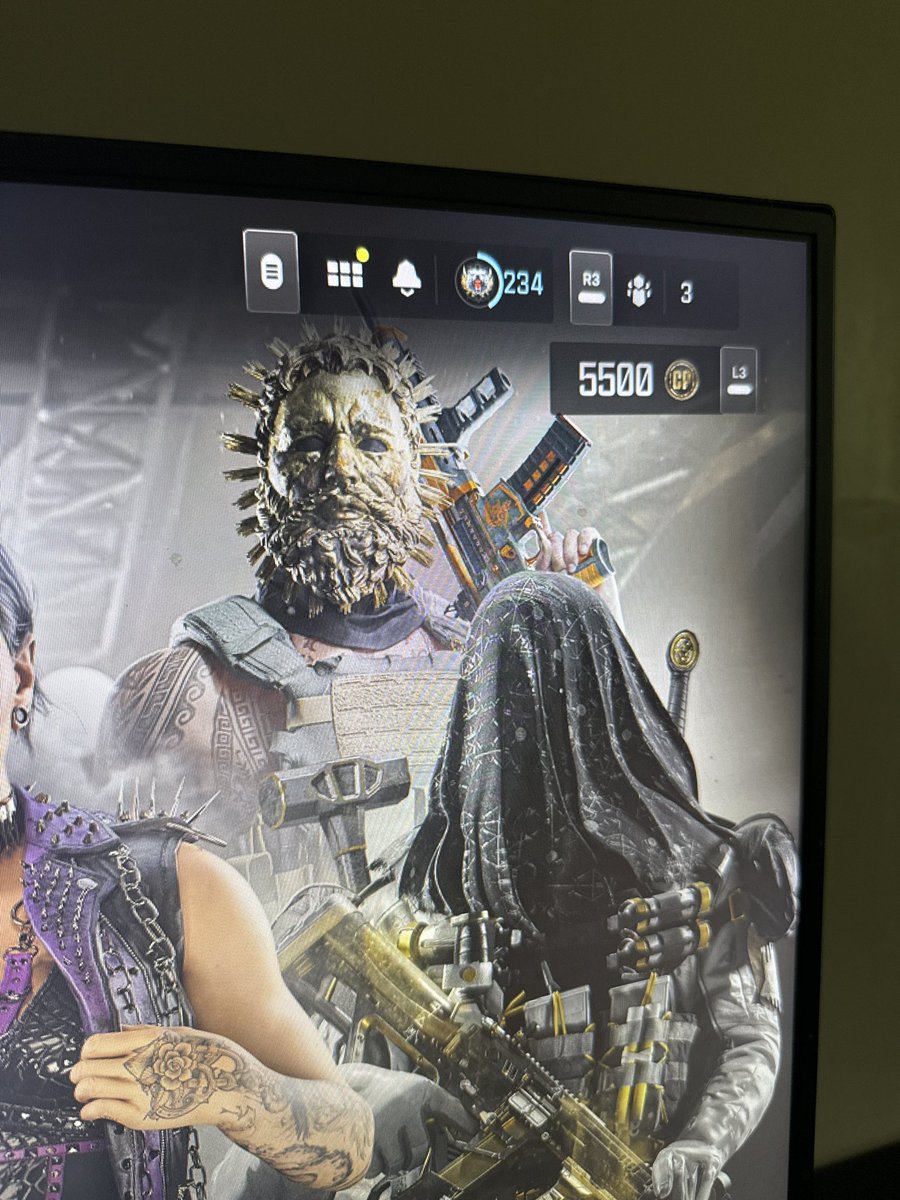 PerkyPiecev2's tweet photo. @charlieINTEL am i the only one that randomly got 5500 cod points ?? 😭 https://t.co/DjqPgO7gFl