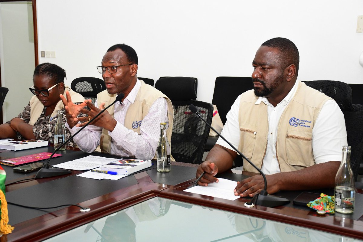 jomashn's tweet photo. EARLIER TODAY,
The ILO Deputy Regional Director for Africa, Mr. Coffi Agossou lauded @MombasaCountyKe for the efforts to eradicate child labour, forced labour, and trafficking in persons. This was during a courtesy call on the Governor of Mombasa County by Mr. Agossou. https://t.co/0VfAcXtbFa