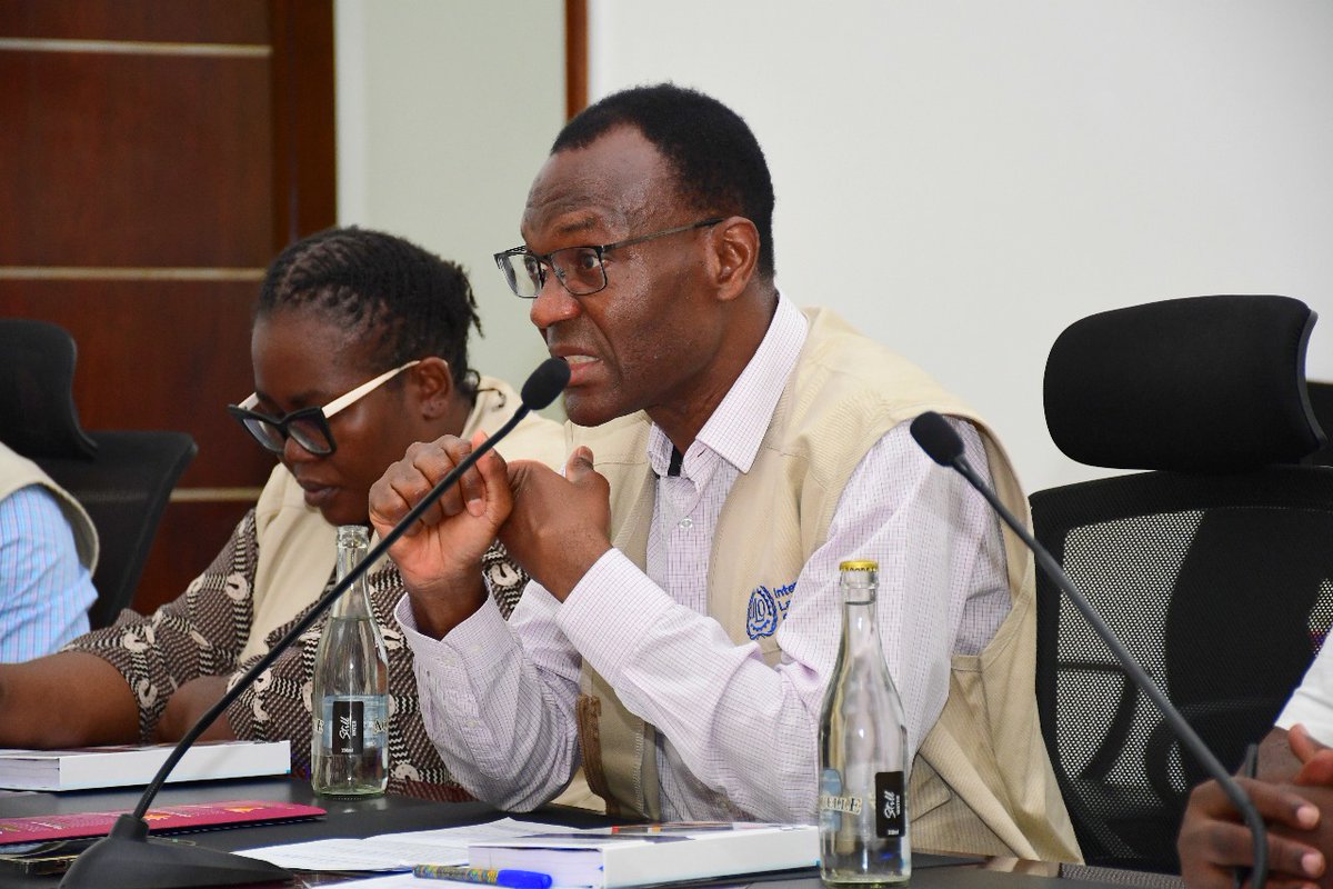 jomashn's tweet photo. EARLIER TODAY,
The ILO Deputy Regional Director for Africa, Mr. Coffi Agossou lauded @MombasaCountyKe for the efforts to eradicate child labour, forced labour, and trafficking in persons. This was during a courtesy call on the Governor of Mombasa County by Mr. Agossou. https://t.co/0VfAcXtbFa
