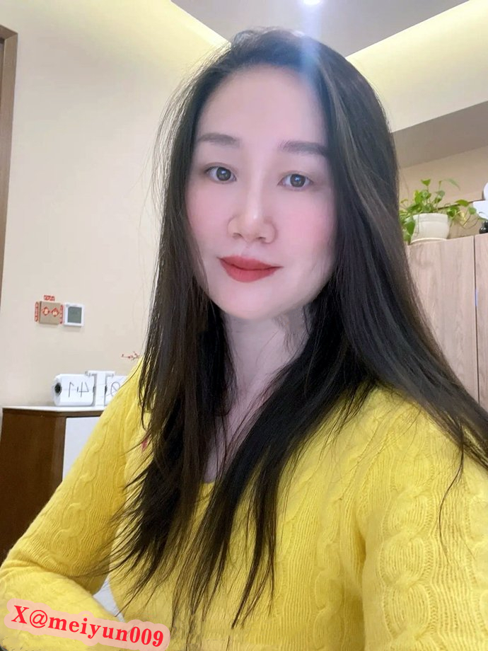 大胸女同事是我上班的动力 https://t.co/fbzjgAHNbd