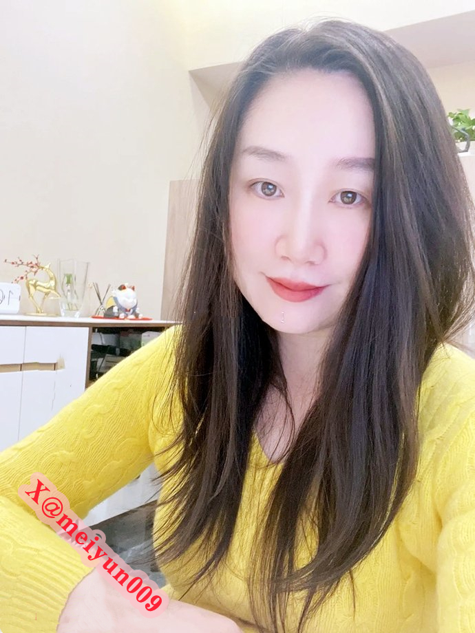 大胸女同事是我上班的动力 https://t.co/fbzjgAHNbd