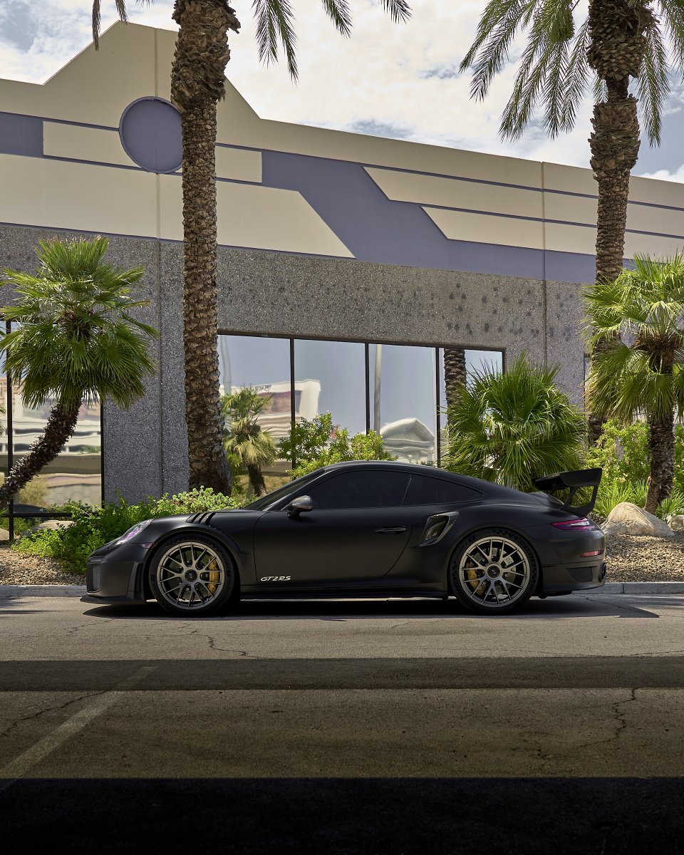 Vegas Auto Gallery tweet media