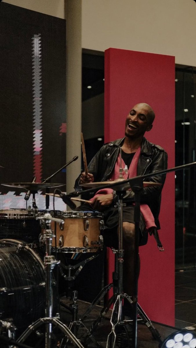 iamatpik's tweet photo. This is the energy I am bringing this Fri 26th July for @ByLwansta’s #EverythingIsASign w/ #babblehume &amp; @alda3rd

📍 Meet Italy, Craighall Park
⏰ 18:00 - First band at 20:00
🎟️ R150 - https://t.co/zGCdMMdeIe

📸 @lefaditshego 

#StopIgnoringTheSigns 🛑

Am I seeing you there? https://t.co/COHKxskVf3