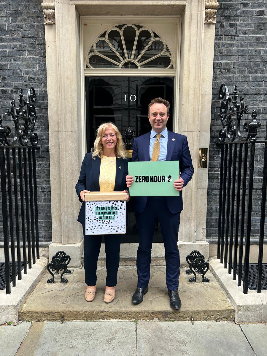 LizJarvisUK's tweet photo. This afternoon I joined @LibDems MPs including fellow Hampshire MP @DannyVet and others at @10DowningStreet to present a petition with @zerohour_uk to pressure the govt to make time for the Climate and Nature Bill #CANBill https://t.co/6sXMdoBxv1