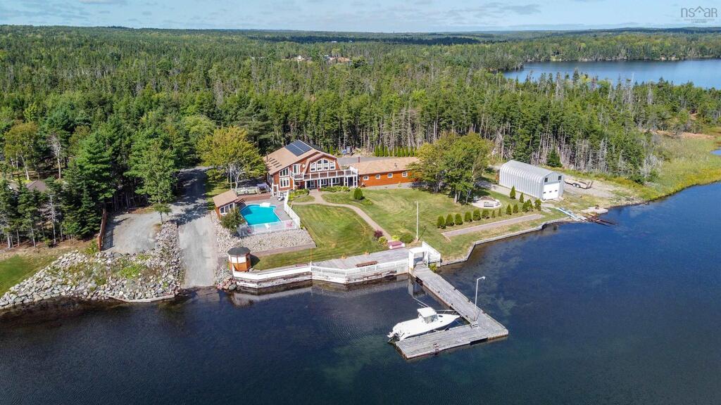 viewpoint_ca's tweet image. $899,000 FOR SALE
3 Beds | 2 Baths | 3,006 sq. ft.
168 Clay Bank Drive, Albert Bridge

Character, privacy, and breathtaking views - a stunning Mira Waterfront Estate situated in Albert Bridge.

Listed by ViewPoint Realty agent Jesse Denton
viewpoint.ca/cutsheet/20241…