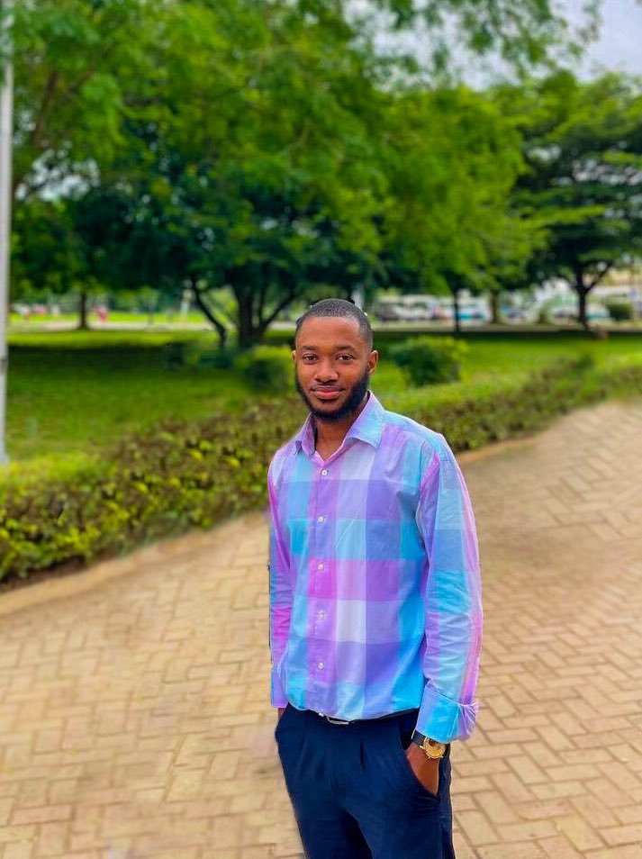 graphycode's tweet photo. @KwabenaPumpkin @the_marcoli_boy @SeptembaDegree There you go!!! @graphycode did that. 😂😂😂😂 https://t.co/MZdvEcTw0M