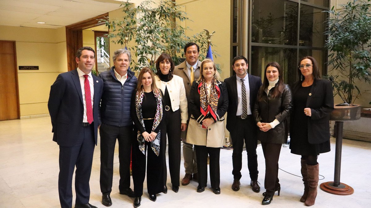Federación de Empresas de Turismo de Chile tweet media