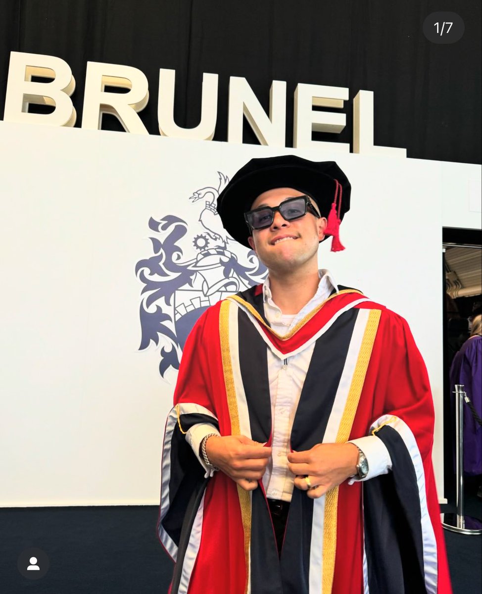 “Alexa… play Aqua ‘Doctor Jones’ 

Congrats <a href="/JaxJones/">Jax Jones</a> we absolutely need a naughty remix of that tune 🎓🎶

(📸 IG: <a href="/JaxJones/">Jax Jones</a>)