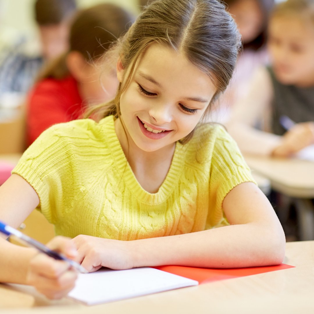 StudentNest's tweet image. Every student has the potential to excel. 📖

At StudentNest, we&apos;re here to help you unlock that potential and achieve your dreams. 

Keep striving! 🌠 
.
.
.
.
.
#studentnest #nestingsuccess #onlineeducation #onlinelearning #tutoringservices #lovelearning