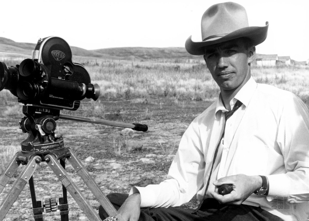 🎂Colin Low was born on this day (July 24) in 1926. For over 60 years, he contributed to over 200 #NFB works. His eclectic portfolio and the multiplicity of his talents forever marked Canadian cinema. 
📽️ (Re)Discover his filmography today →  bit.ly/NFBColinLow